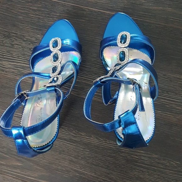 Blue Jewel Heels - Picture 5 of 5